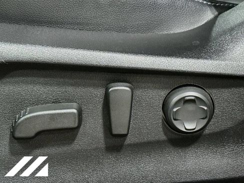 Used 2023 Subaru Ascent Touring AWD/4WD image 23