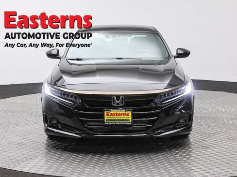 Used 2021 Honda Accord Sport image 2