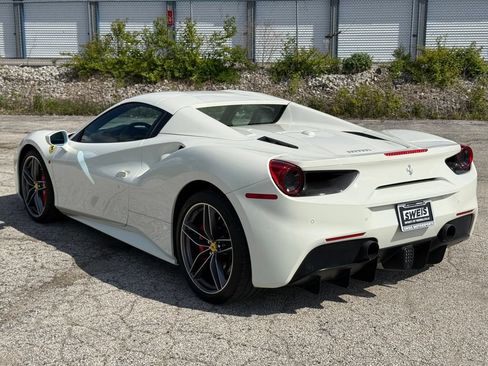 Used 2019 Ferrari 488 Spider RWD image 8