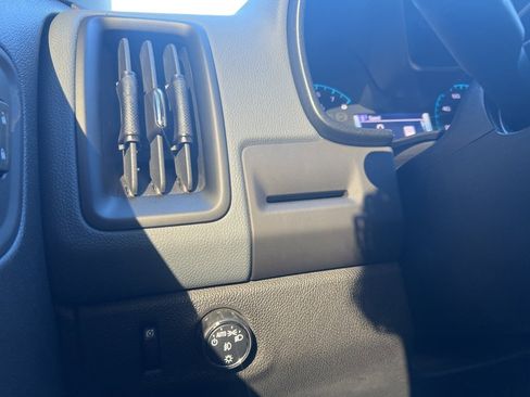 Used 2018 Chevrolet Colorado Z71 image 20