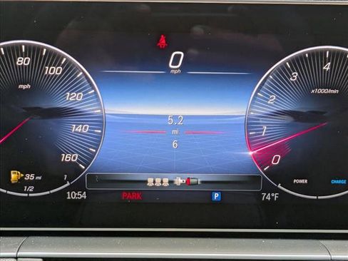 Used 2025 Mercedes-Benz GLE 450 4MATIC image 10