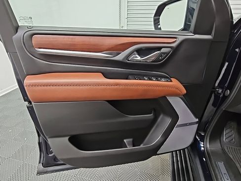 Certified 2024 GMC Yukon Denali Ultimate image 32