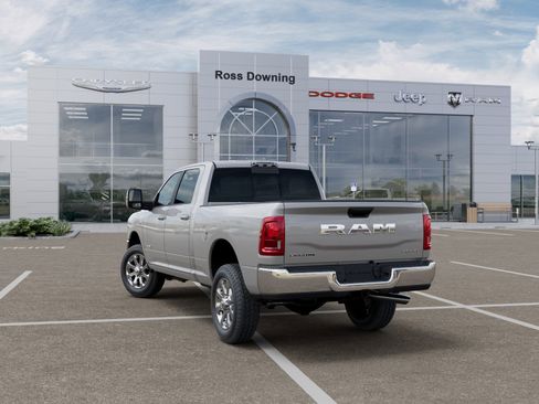 New 2026 RAM 2500 Laramie AWD/4WD image 3
