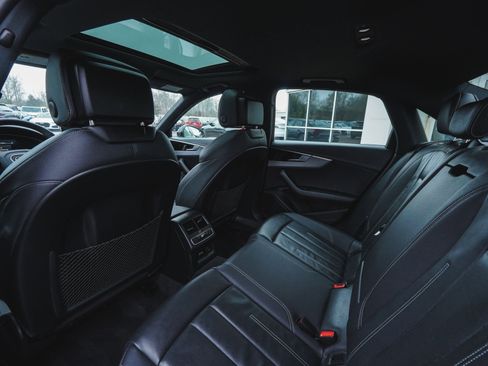 Used 2023 Audi A4 2.0T Premium Plus w/ Premium Plus Package image 35