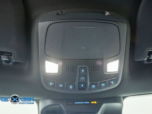 Used 2024 Ford Expedition Limited AWD/4WD image 25