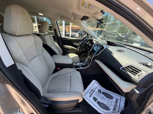 Used 2020 Subaru Ascent Premium w/ Convenience Package AWD/4WD image 11