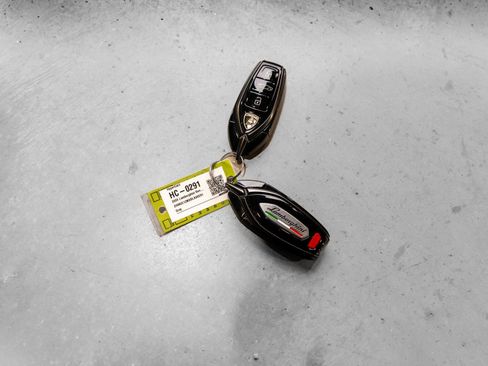 Used 2024 Lamborghini Revuelto AWD/4WD image 87