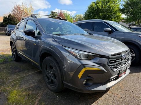 Used 2024 Subaru Crosstrek 2.5i Sport image 3
