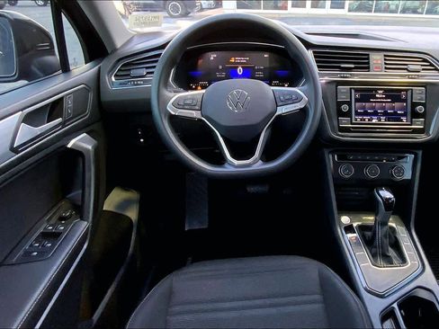 Used 2023 Volkswagen Tiguan S image 6