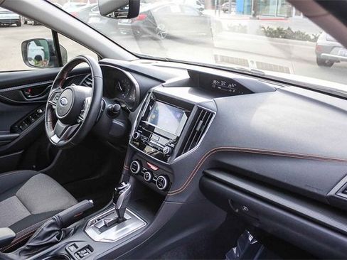 Used 2022 Subaru Crosstrek 2.0i Premium w/ Moonroof Package image 23