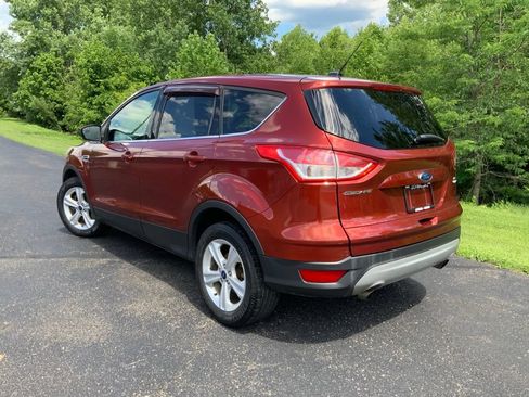 Used 2015 Ford Escape SE AWD/4WD image 7