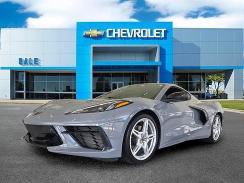 Used 2025 Chevrolet Corvette Stingray Preferred Cpe w/ Battery Protection Package RWD image 6