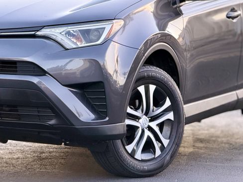 Used 2017 Toyota RAV4 LE w/ Carpet Mat Package FWD image 8