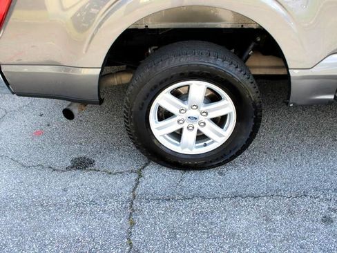 Used 2021 Ford F150 XLT image 21