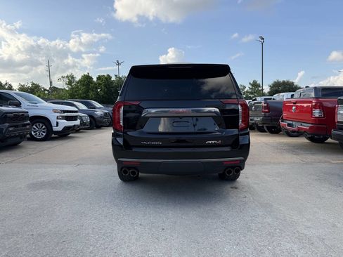 Used 2024 GMC Yukon AT4 w/ AT4 Premium Plus Package AWD/4WD image 44