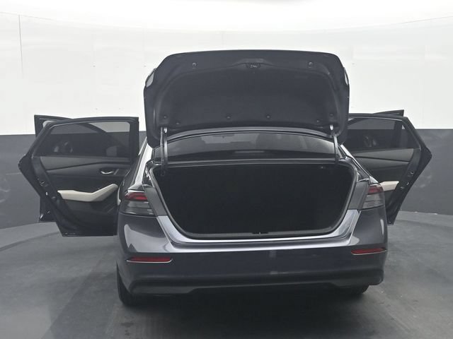 Used 2025 Honda Accord LX image 40