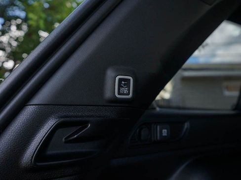 New 2025 Jeep Grand Cherokee Limited image 8