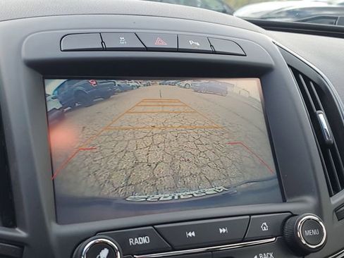 Used 2016 Buick Regal Premium FWD image 15