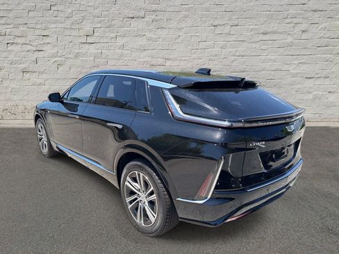 New 2026 Cadillac Lyriq Luxury w/ LPO, Floor Liner Package RWD image 7