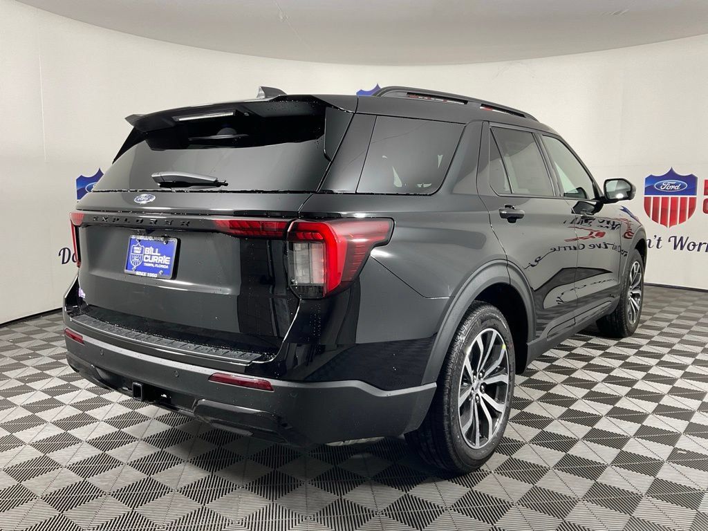 New 2026 Ford Explorer ST-Line w/ Premium Package RWD image 3