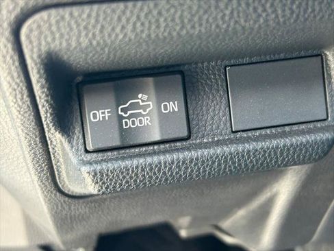 Certified 2026 Toyota Tacoma SR5 RWD image 24