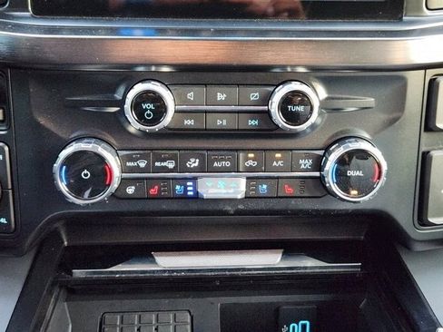 Used 2024 Ford F350 Lariat w/ Lariat Ultimate Package image 17