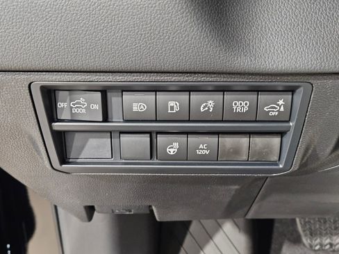 New 2026 Toyota Tundra Limited AWD/4WD image 14