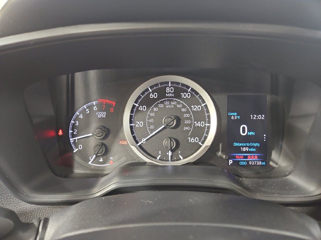 Used 2020 Toyota Corolla LE FWD image 16