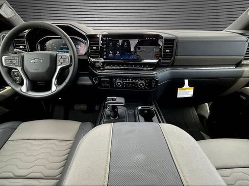 New 2026 Chevrolet Silverado 1500 ZR2 AWD/4WD image 5