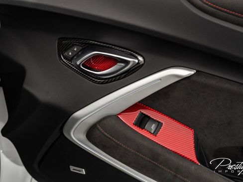 Used 2022 Chevrolet Camaro ZL1 image 44