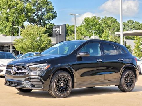New 2025 Mercedes-Benz GLA 250 image 3