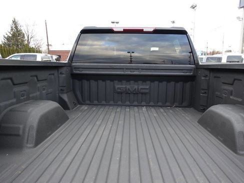 Used 2024 GMC Sierra 1500 Elevation image 31