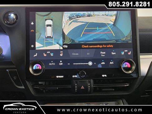 Used 2025 Lexus GX 550 w/ Accessory Package (2T) AWD/4WD image 26