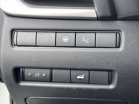 Used 2023 Nissan Rogue Platinum w/ Platinum Premium Package AWD/4WD image 24