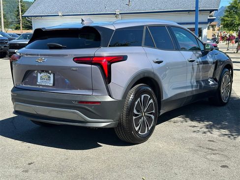 Used 2024 Chevrolet Blazer EV LT image 6