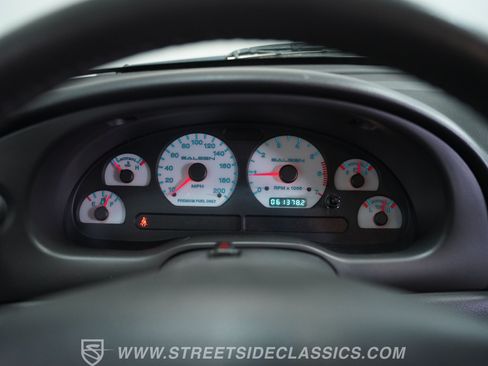 Used 2001 Ford Mustang GT RWD image 39