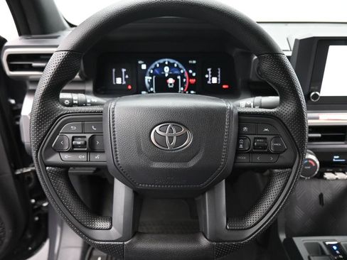 Used 2025 Toyota Tacoma SR5 image 10