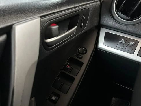 Used 2013 MAZDA MAZDA3 i Grand Touring FWD image 14