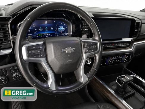 Used 2024 Chevrolet Silverado 1500 RST w/ Convenience Package II AWD/4WD image 11