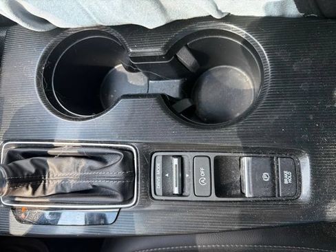 Used 2025 Honda Civic Sport image 28