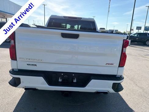 Used 2023 Chevrolet Silverado 1500 RST w/ Convenience Package II AWD/4WD image 4