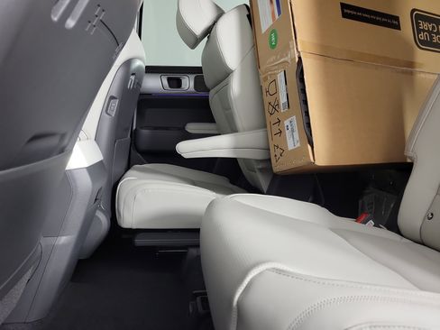 New 2026 Hyundai Santa Fe Calligraphy AWD/4WD image 32