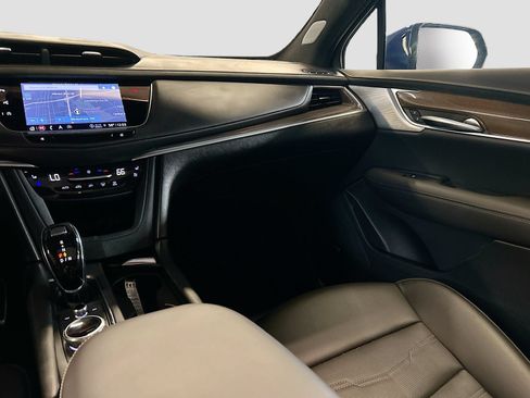 Used 2024 Cadillac XT5 Sportv w/ Platinum Package AWD/4WD image 25