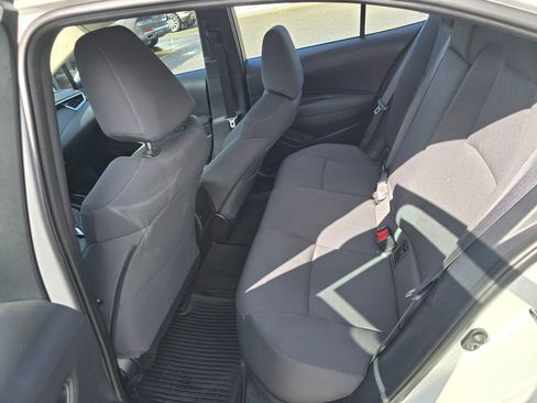 Used 2020 Toyota Corolla LE image 11