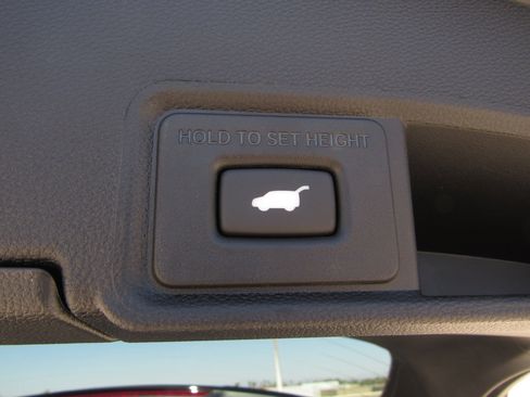 Used 2025 Acura RDX SH-AWD w/ Technology Package image 14