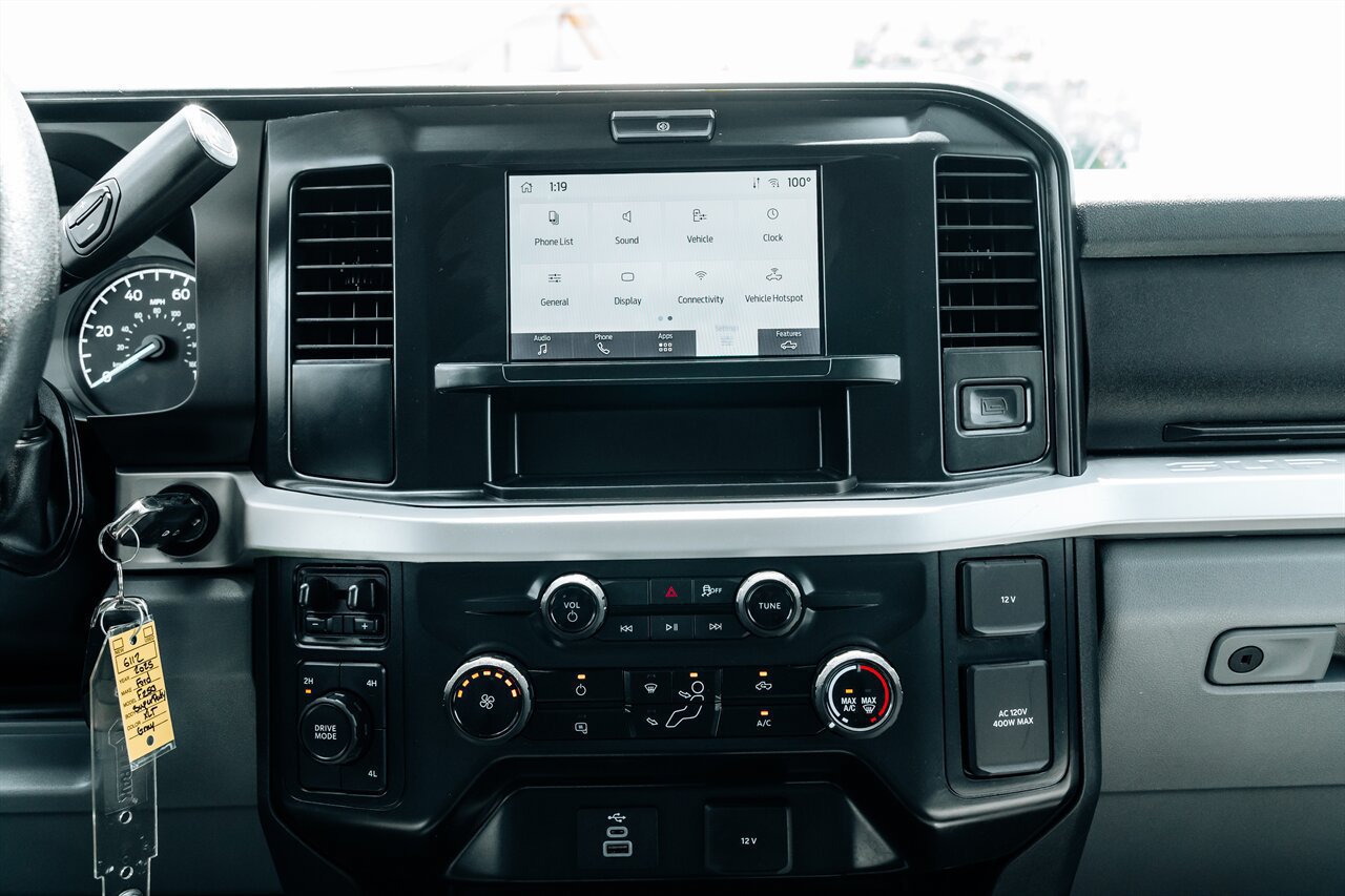 Used 2025 Ford F250 XLT AWD/4WD image 26