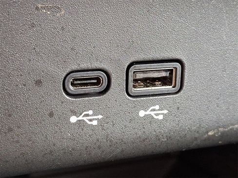 Certified 2024 Buick Encore GX Preferred image 23