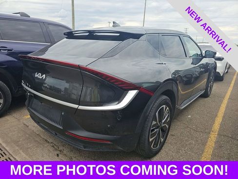 Used 2024 Kia EV6 Light AWD/4WD image 18