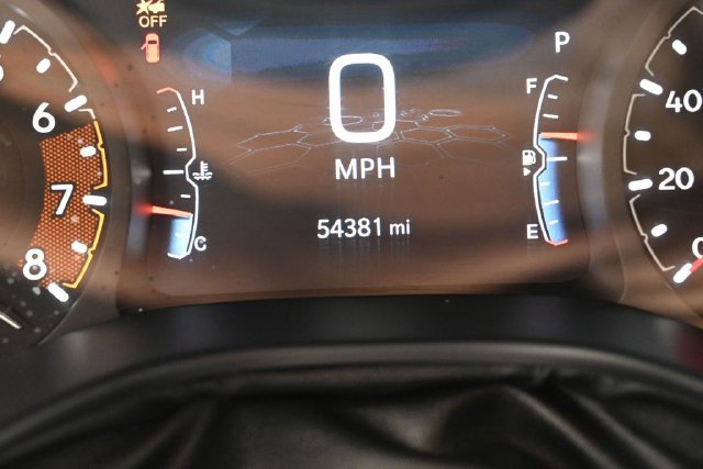 Used 2024 Jeep Compass Latitude AWD/4WD image 30