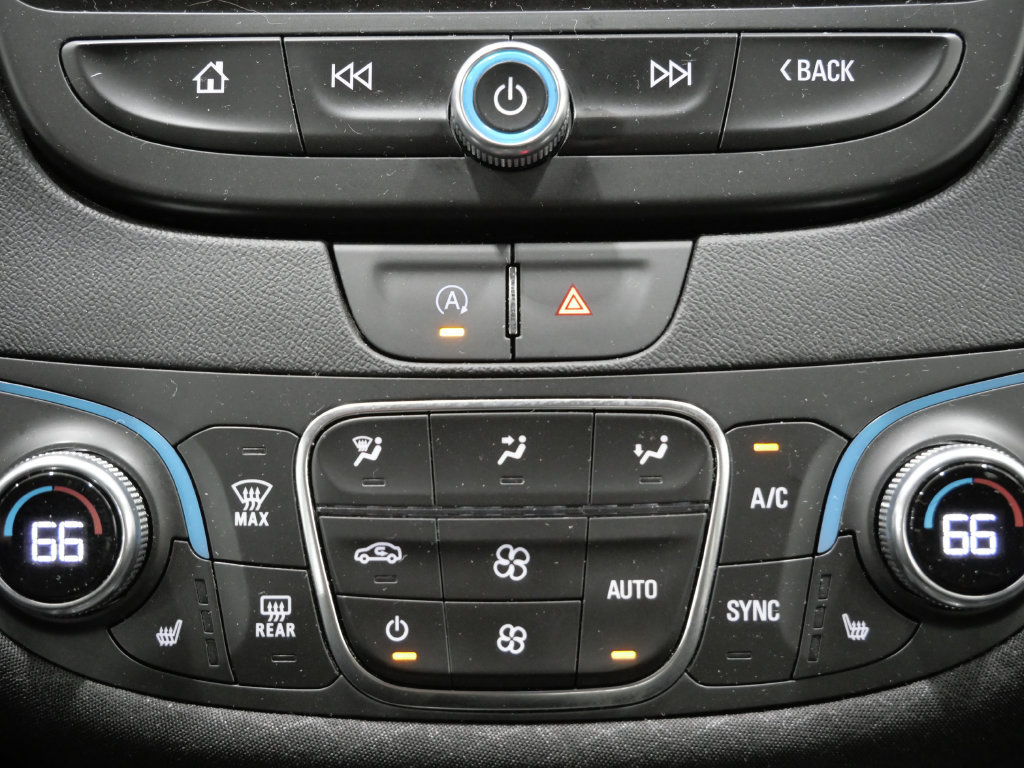 Used 2024 Chevrolet Malibu LT FWD image 19